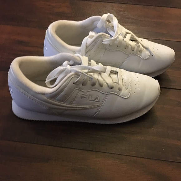 fila cheer shoes